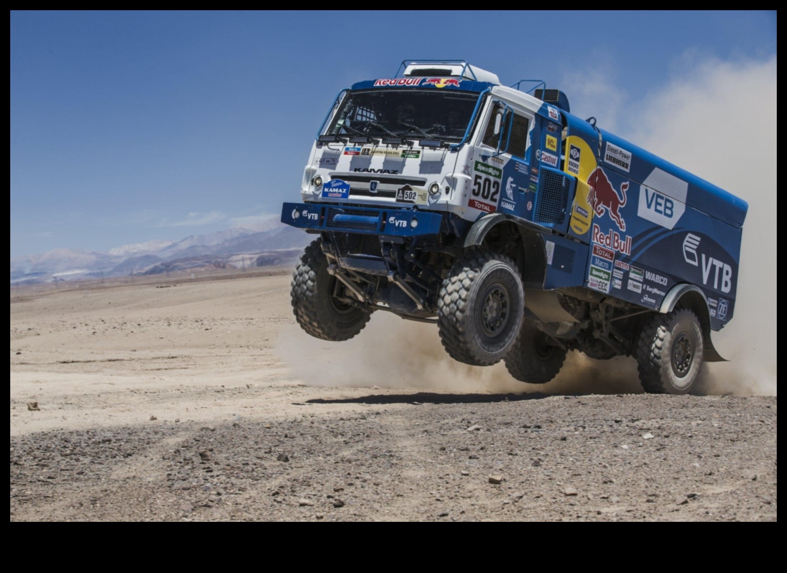 Bezceļu piedzīvojumi: izpētiet bezceļu kravas automašīnu iespējas