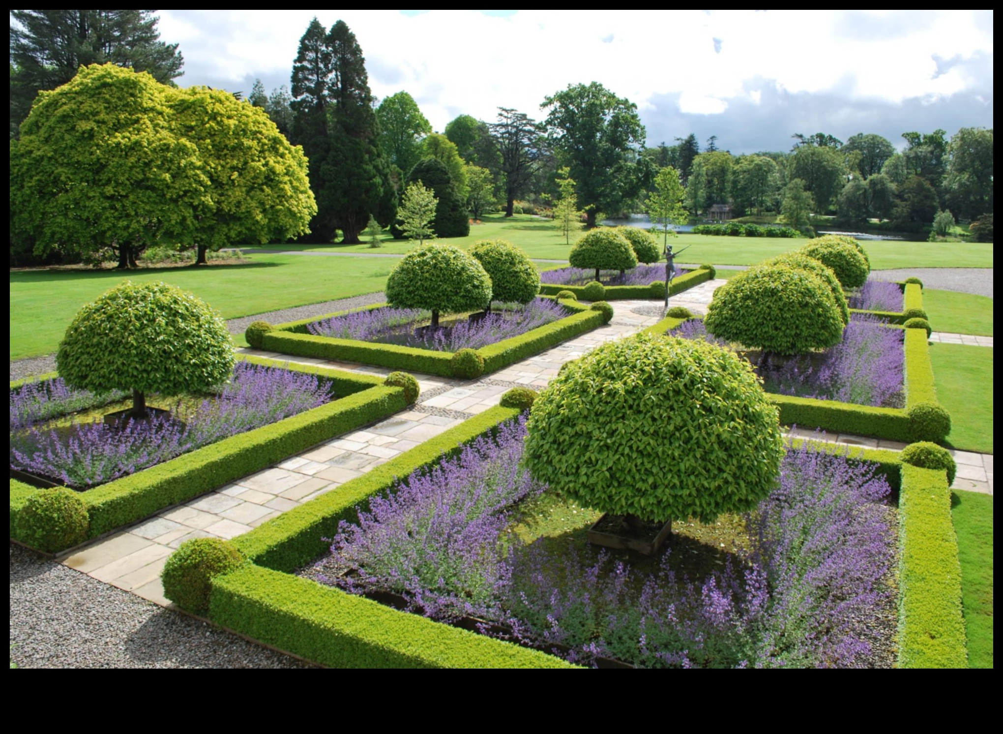 Ēdens atklāja: dārza dizaina sapņi zied