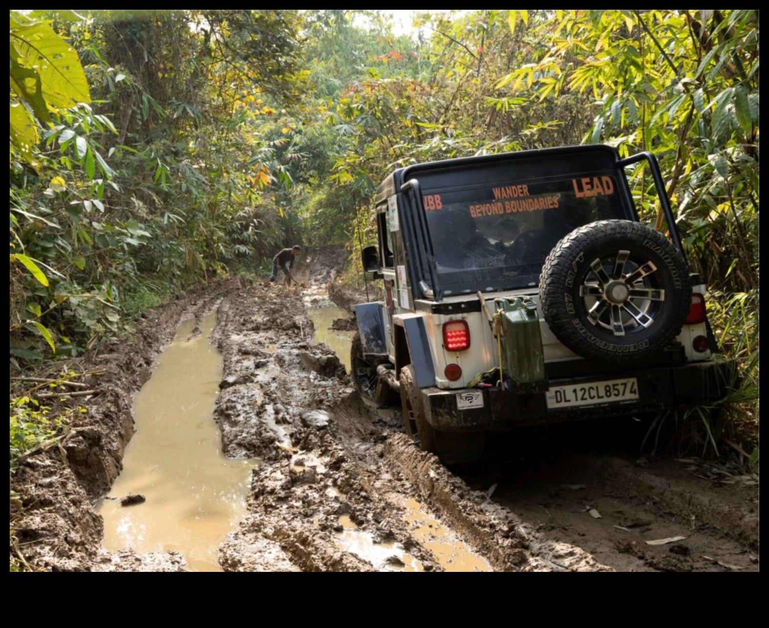 Beyond Borders: apvidus transportlīdzekļi un izpētes gars