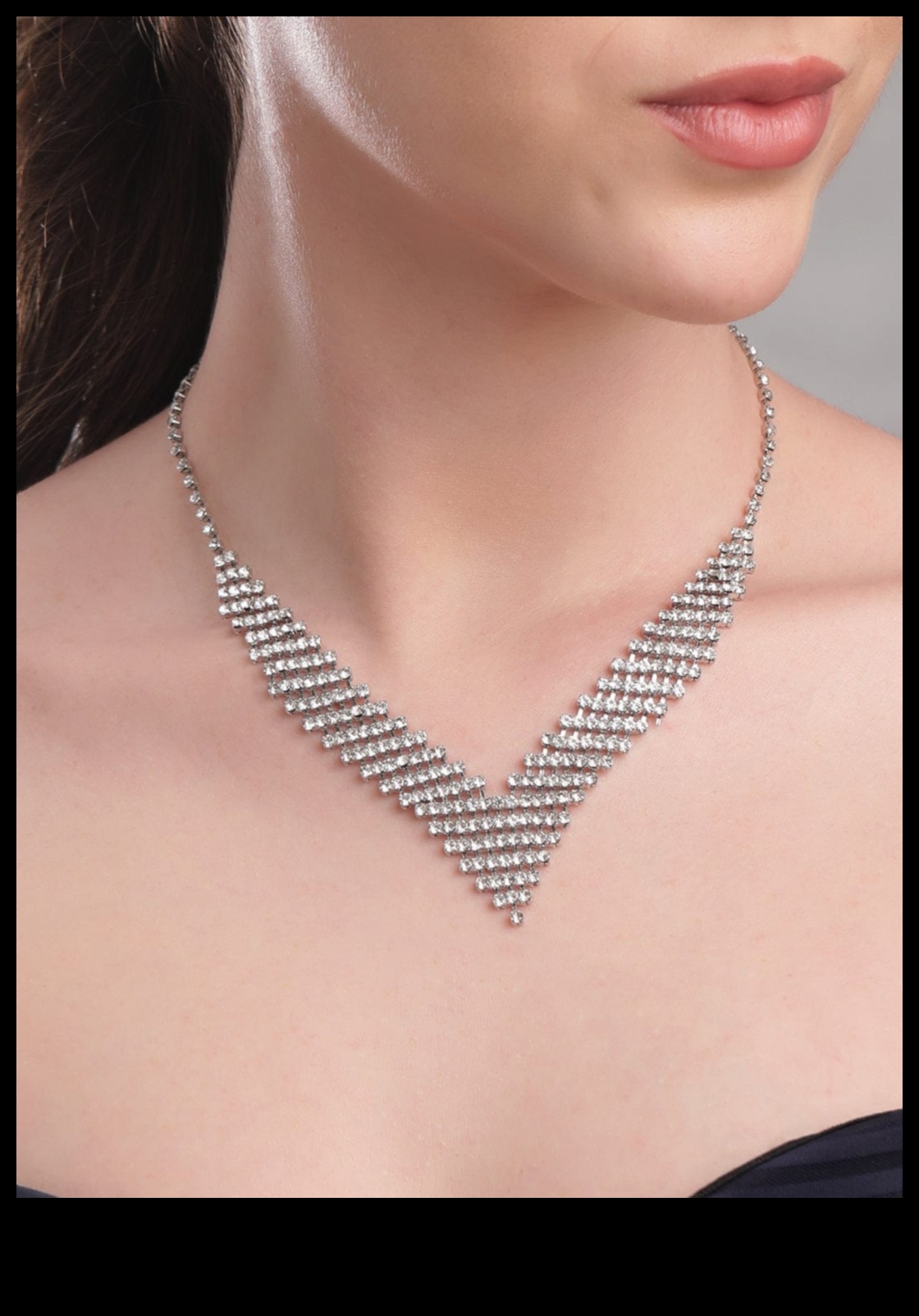 Mirdzošas saites: savienojiet savu stilu ar mūsu spožajām saišu aizbāznēm