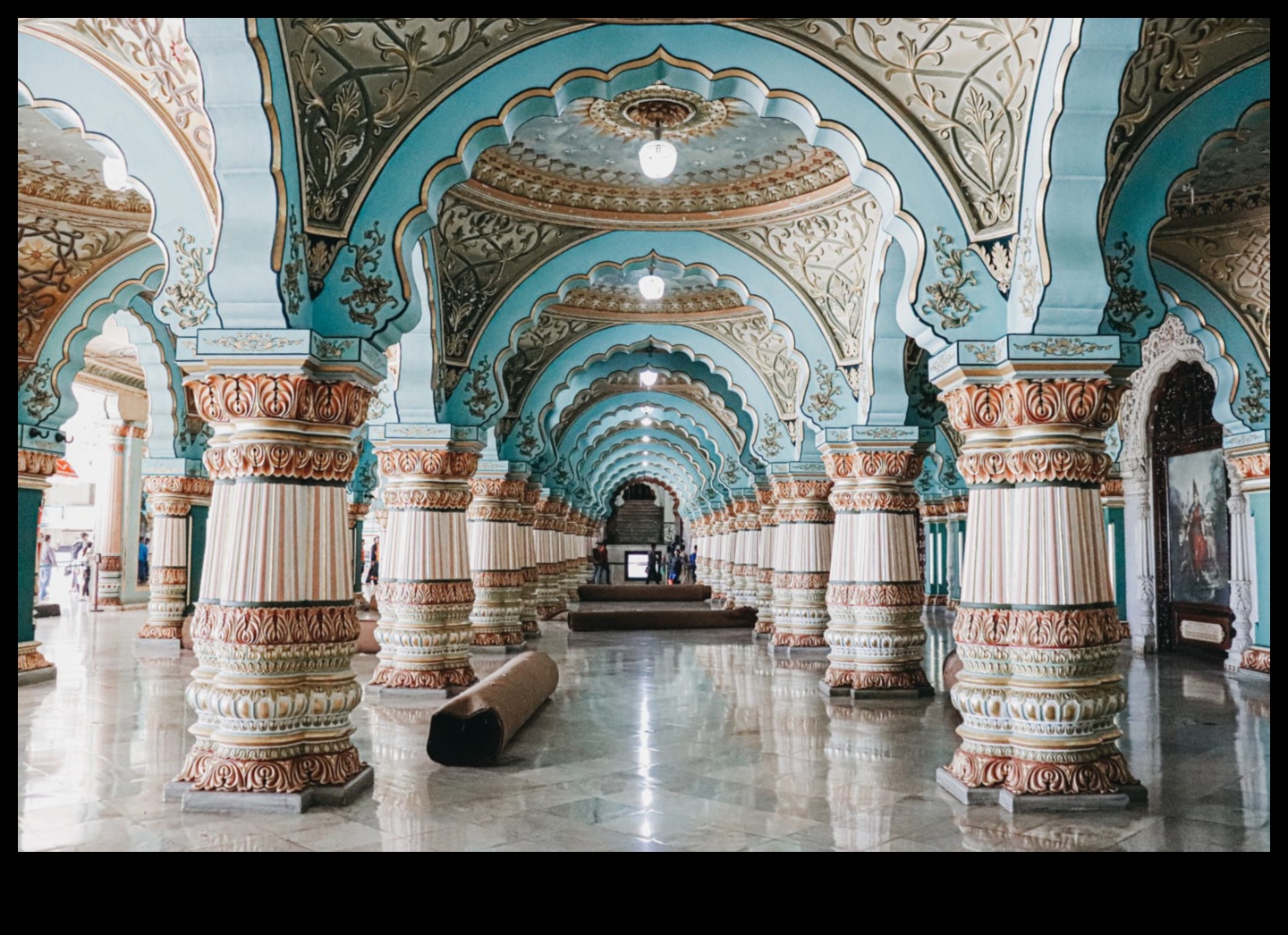 Hibrīda dizaina evolūcija: no klasikas līdz moderniem šedevriem