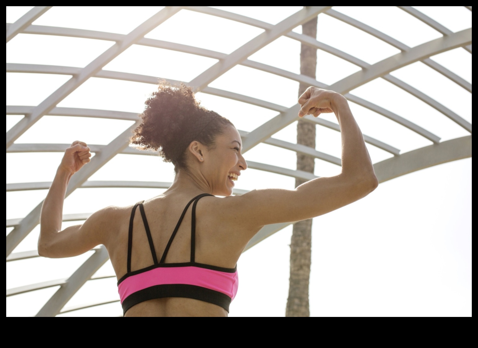 Augšdelmu sacelšanās: stiprināšana noteiktam izskatam